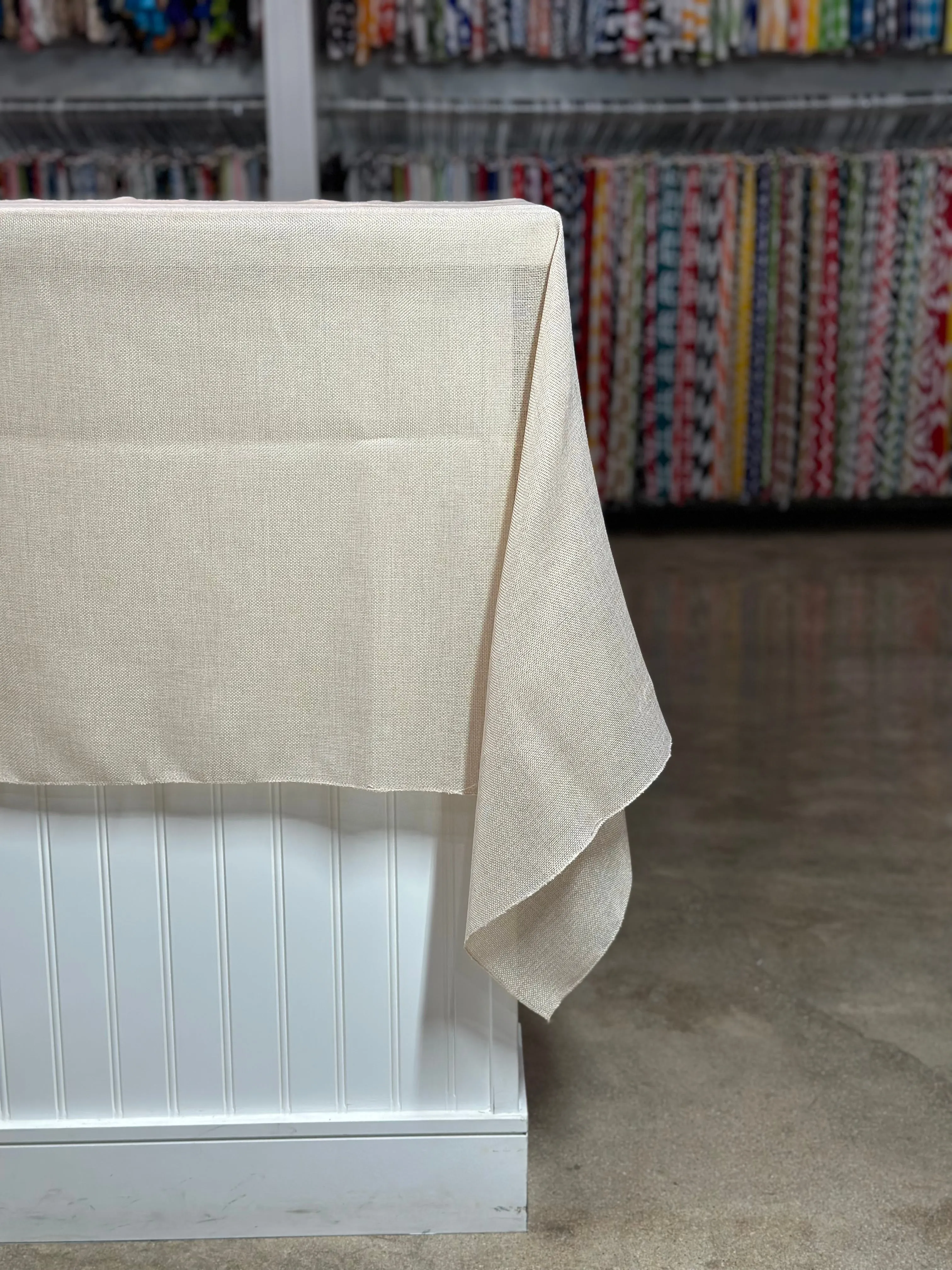 1pc - Imitation Burlap Table Linen 132" Round - Sand