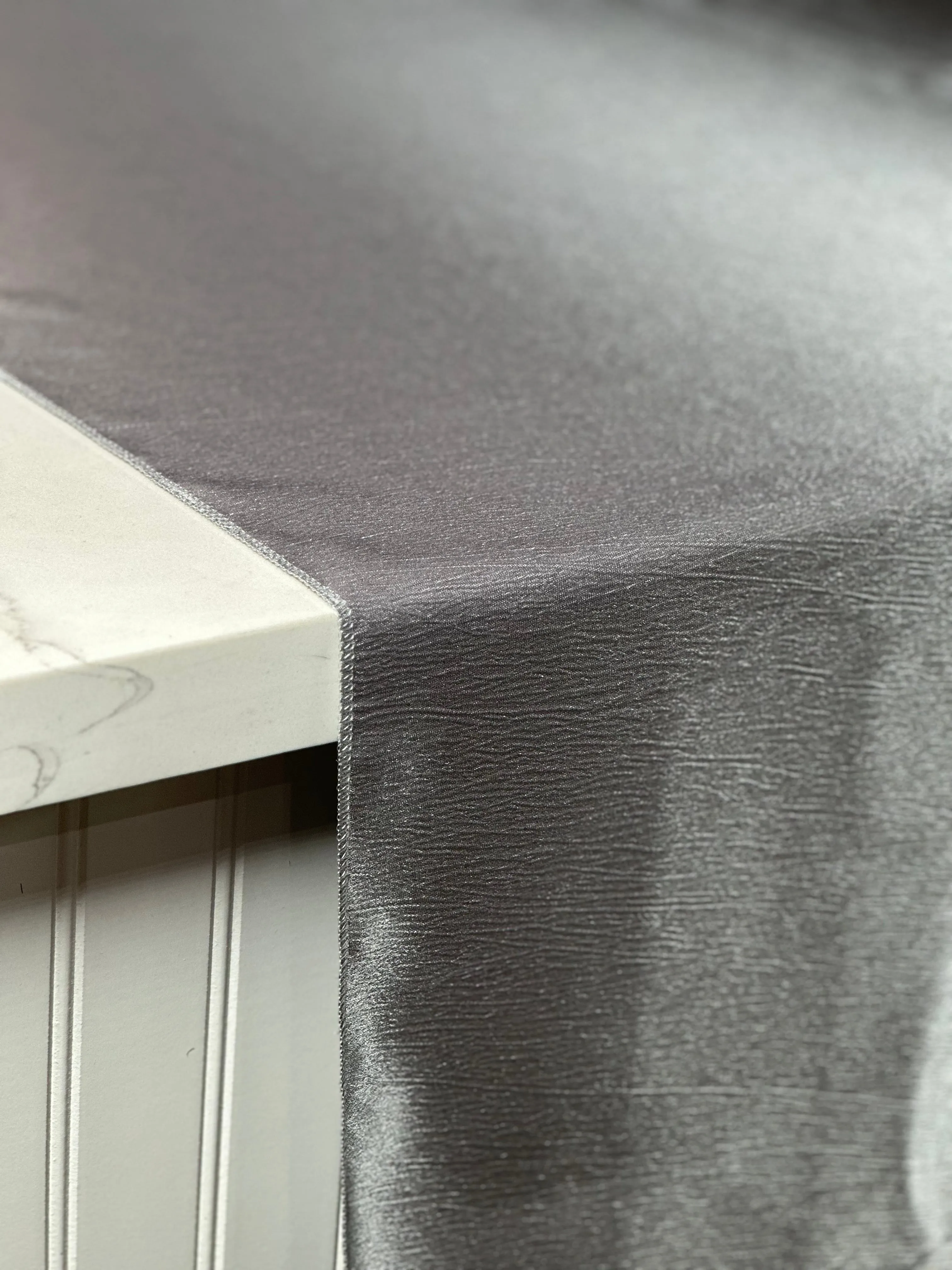 5pcs - Luxury Satin Table Linen 90" Round - Charcoal