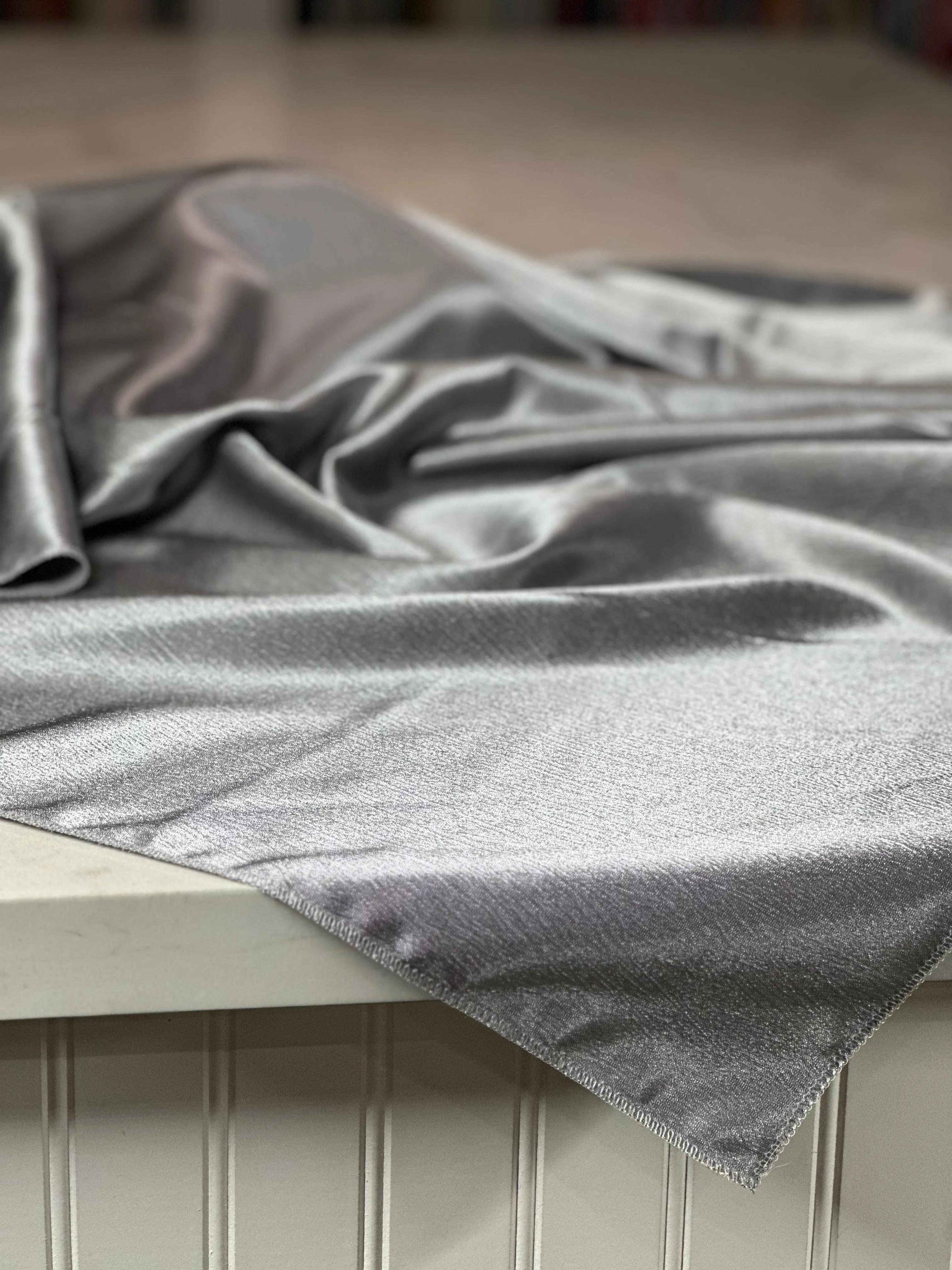 5pcs - Luxury Satin Table Linen 90" Round - Charcoal